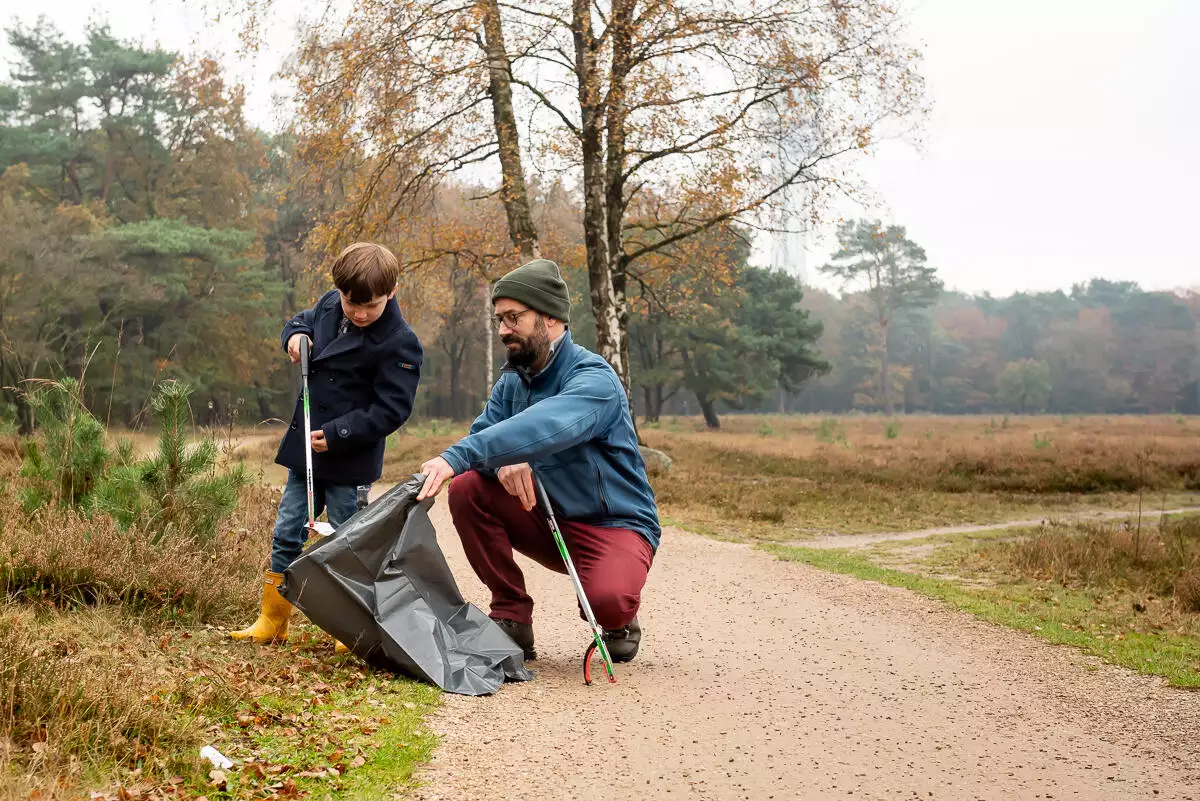 Opruimactie in de Gooise natuur tijdens ‘World Cleanup Day’